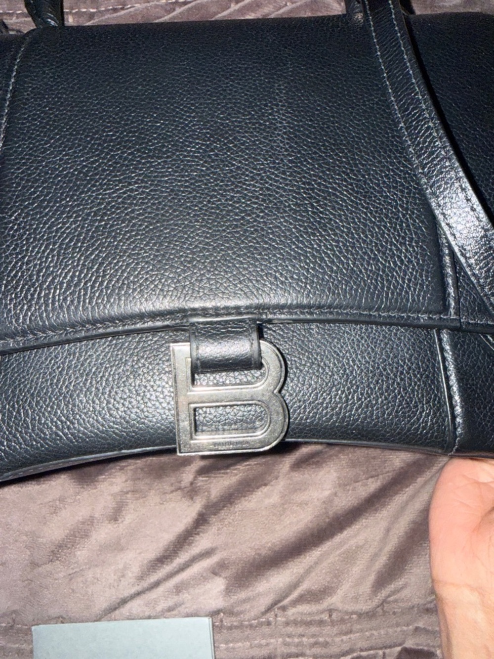 Balenciaga authentic Black Leather hourglass BB-Accent Top-Handle bag - Picture 10 of 11